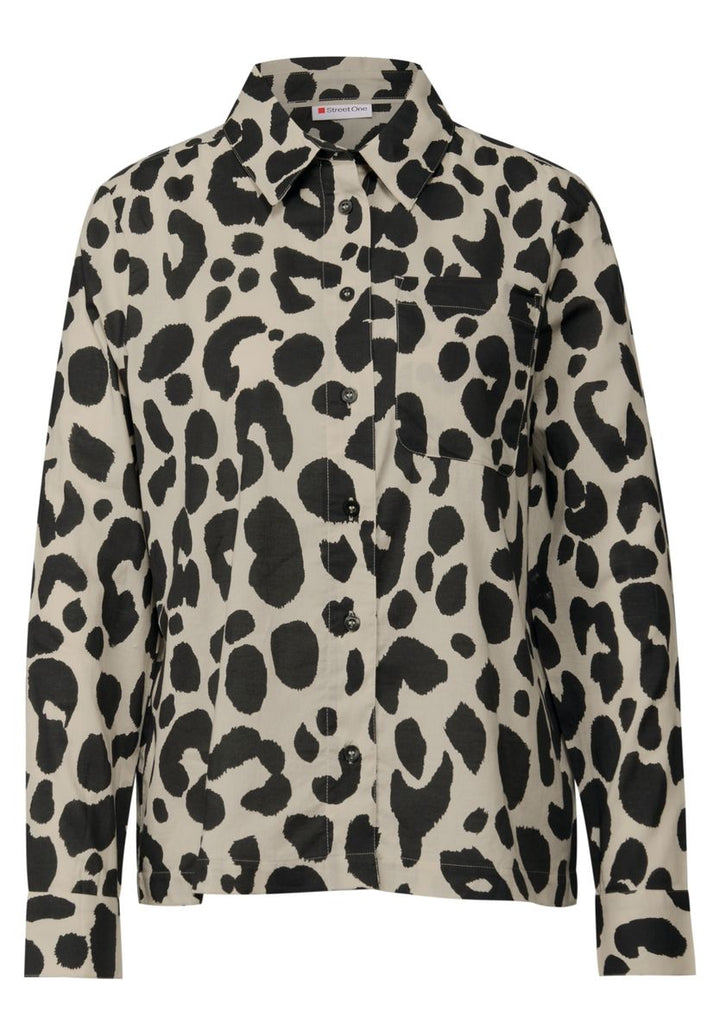 Hemdbluse mit Leo-Print