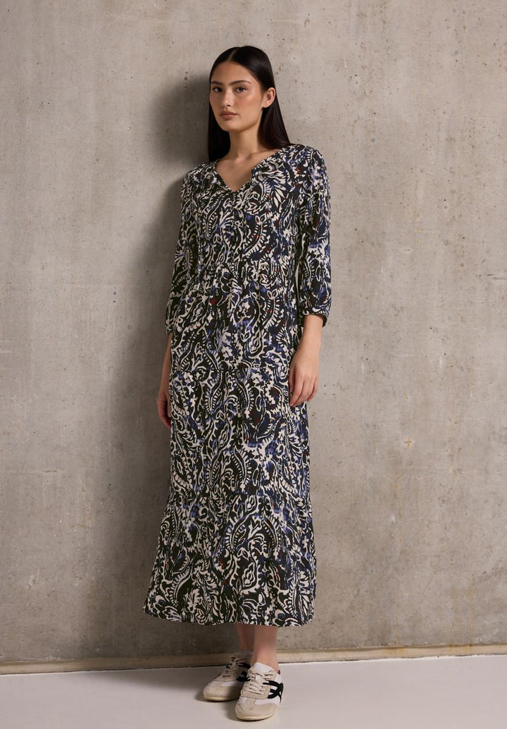 Gemustertes Volant-Kleid