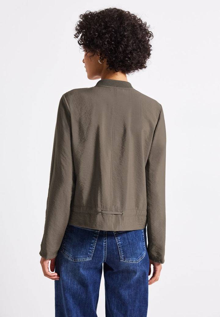 Sommerlicher Blouson