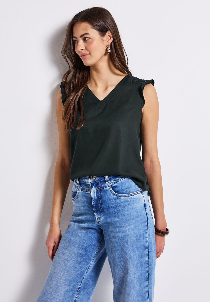 V-Neck Top mit Häkeldetails