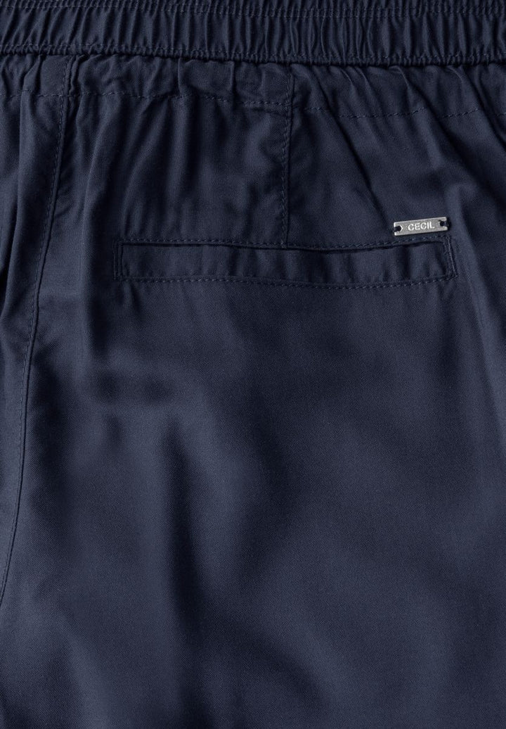 Loose Fit Hose