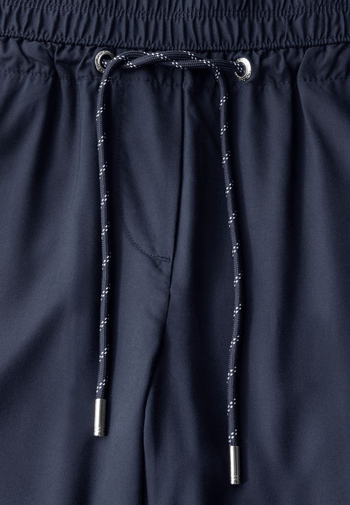 Loose Fit Hose