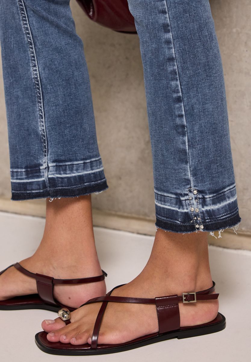 Flared Jeans