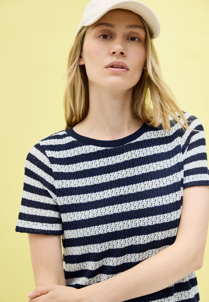 Gestreiftes Ajour-Kleid