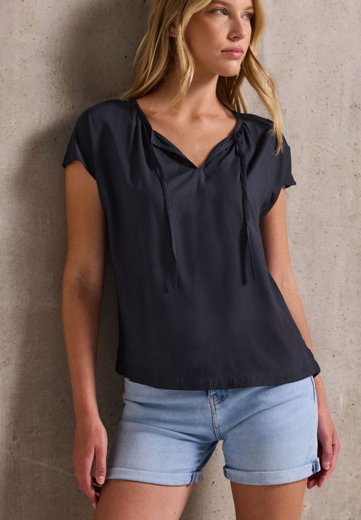 Viskosebluse mit Raffung