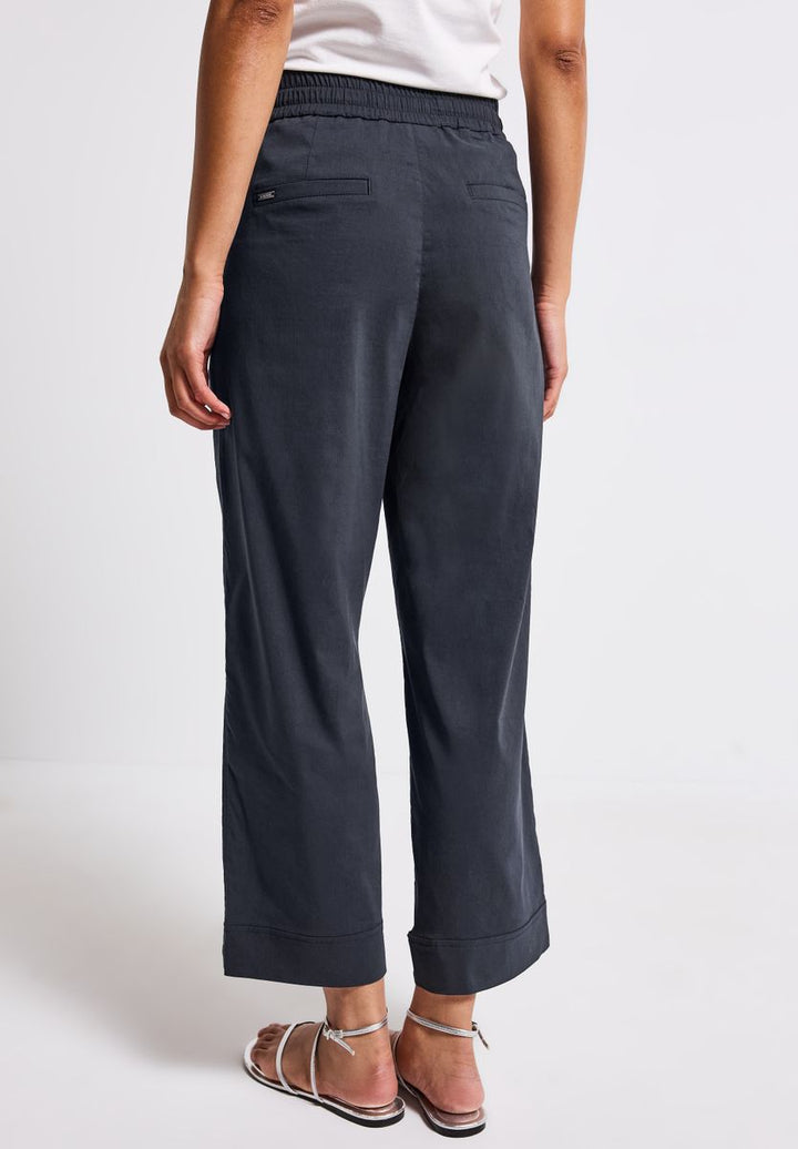 Casual Fit Hose mit Turn-Up