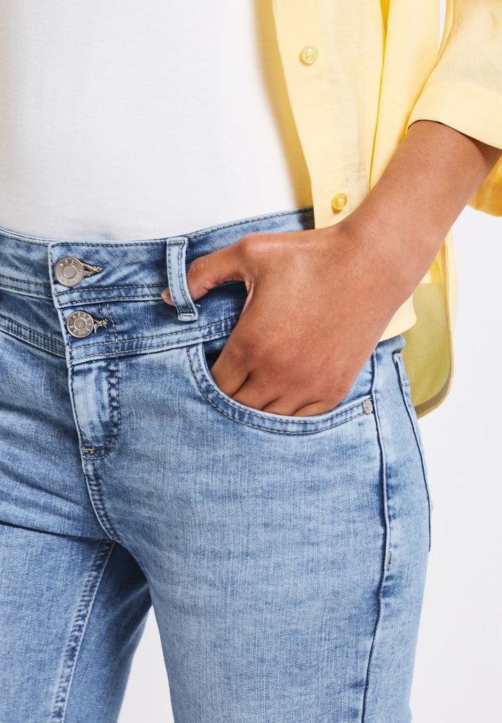 7/8 Slim Fit Jeans