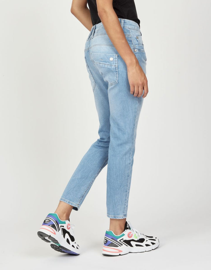 94GERDA CROPPED - relaxed fit