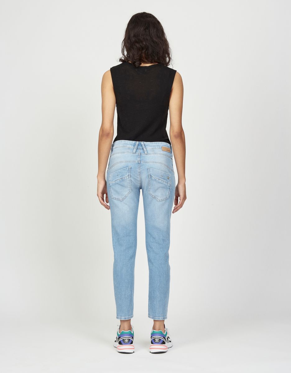 94GERDA CROPPED - relaxed fit