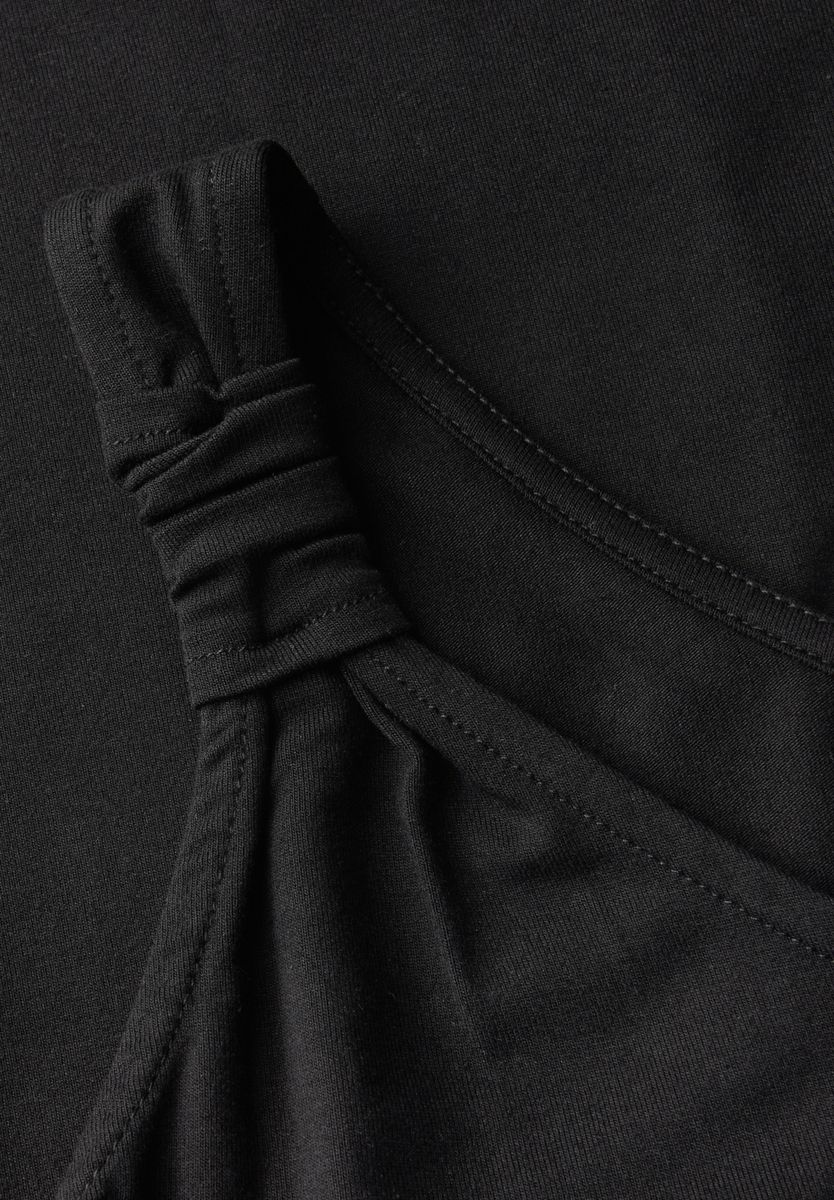 Kleid mit Knotendetail