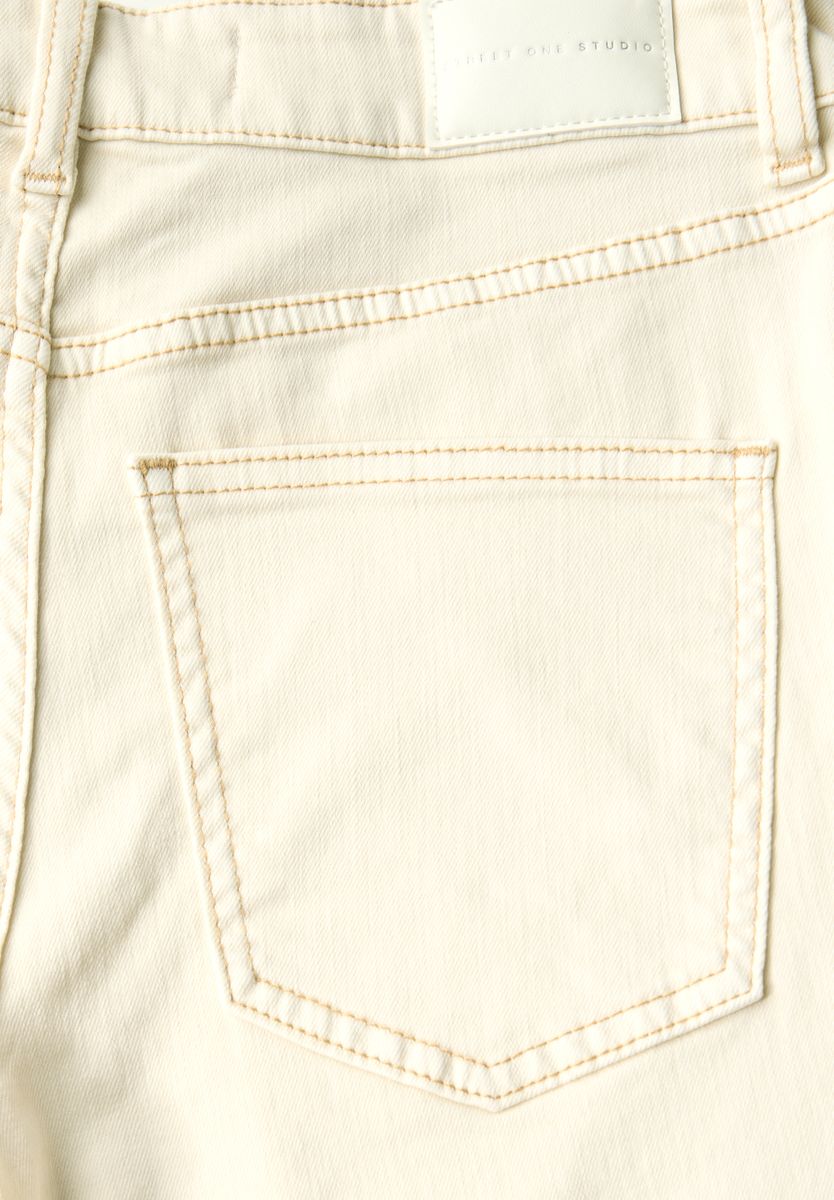 Straight Leg Jeans