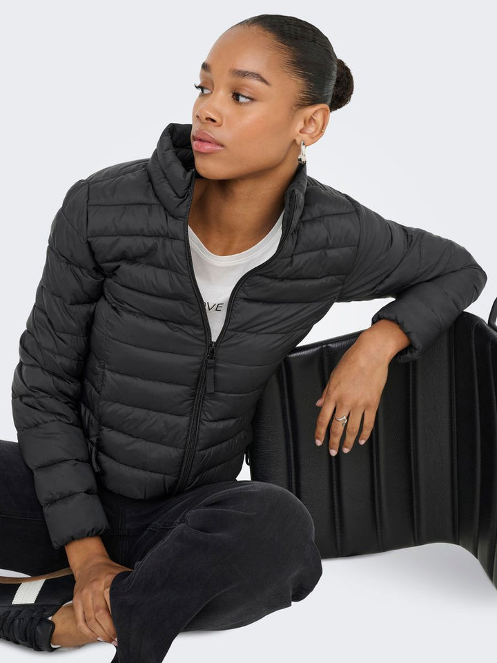 ONLTAHIA LW QUILTED JACKET OTW NOOS