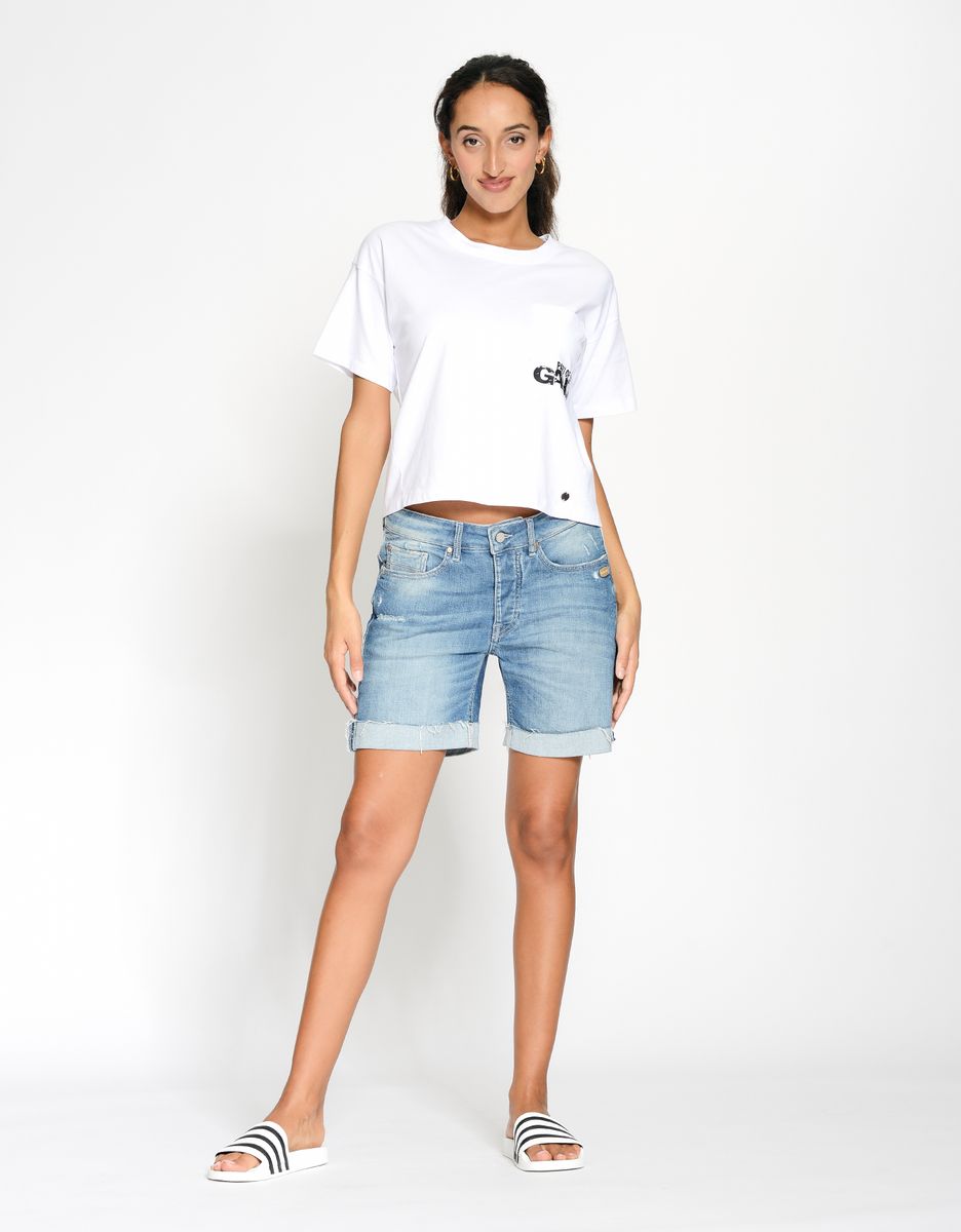 94NICA SHORTS - boyfriend fit