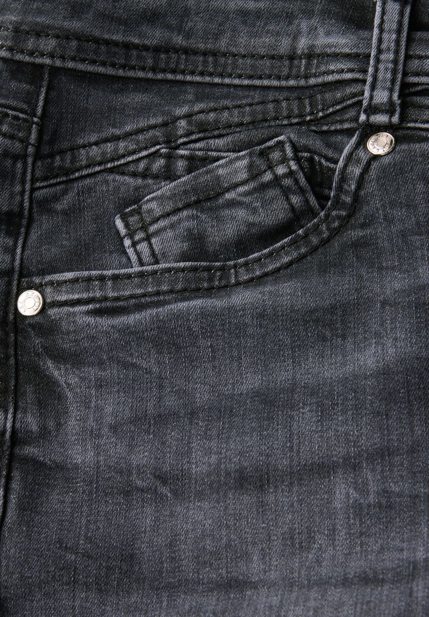 Casual Fit Jeans