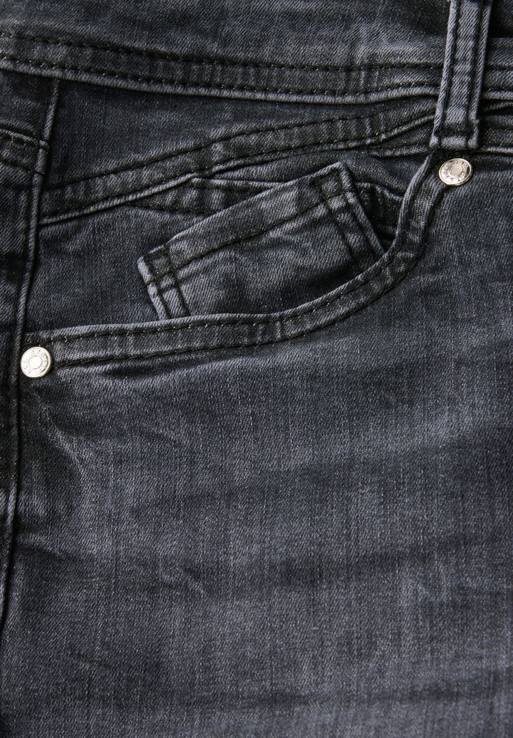 Casual Fit Jeans