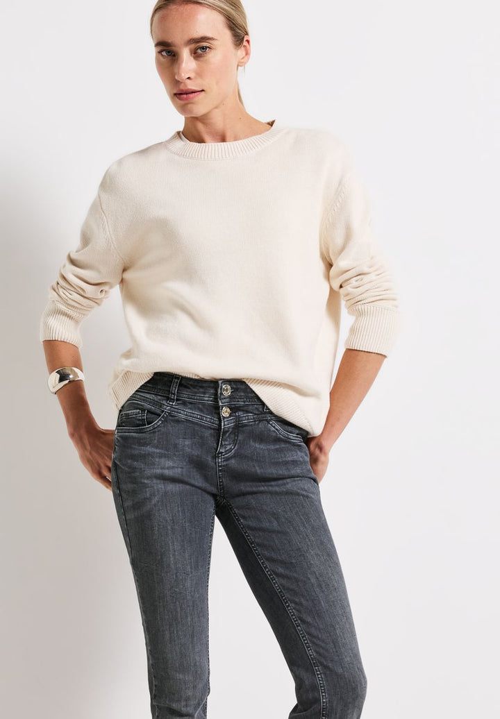 Casual Fit Jeans