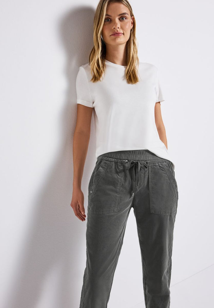 Loose Fit Cordhose
