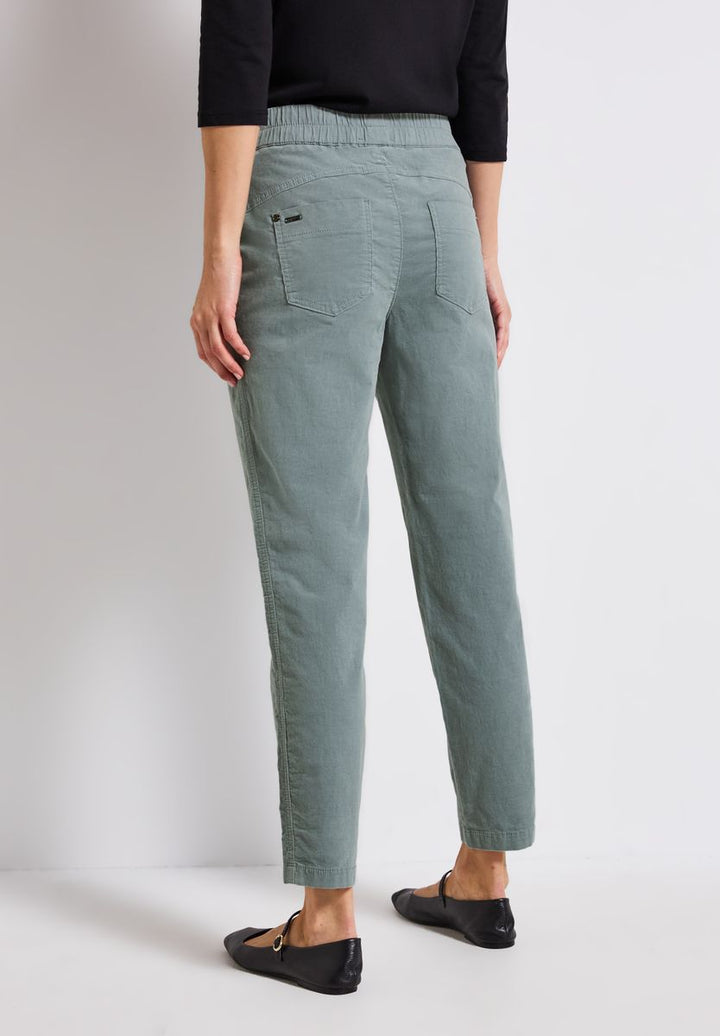 Loose Fit Cordhose