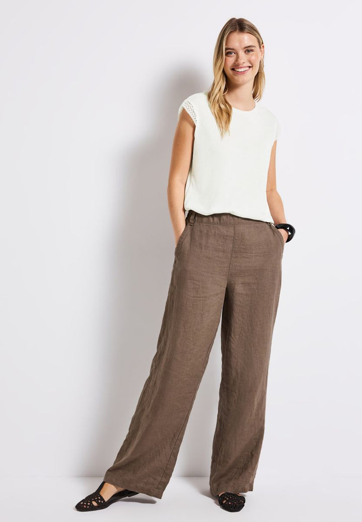 Shirt mit Häkeldetails