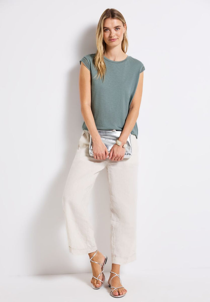 Shirt mit Häkeldetails