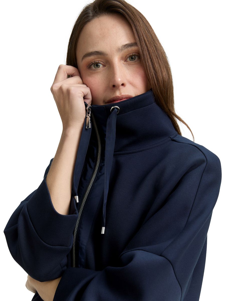 Boxy Fit Scuba Sweatjacke