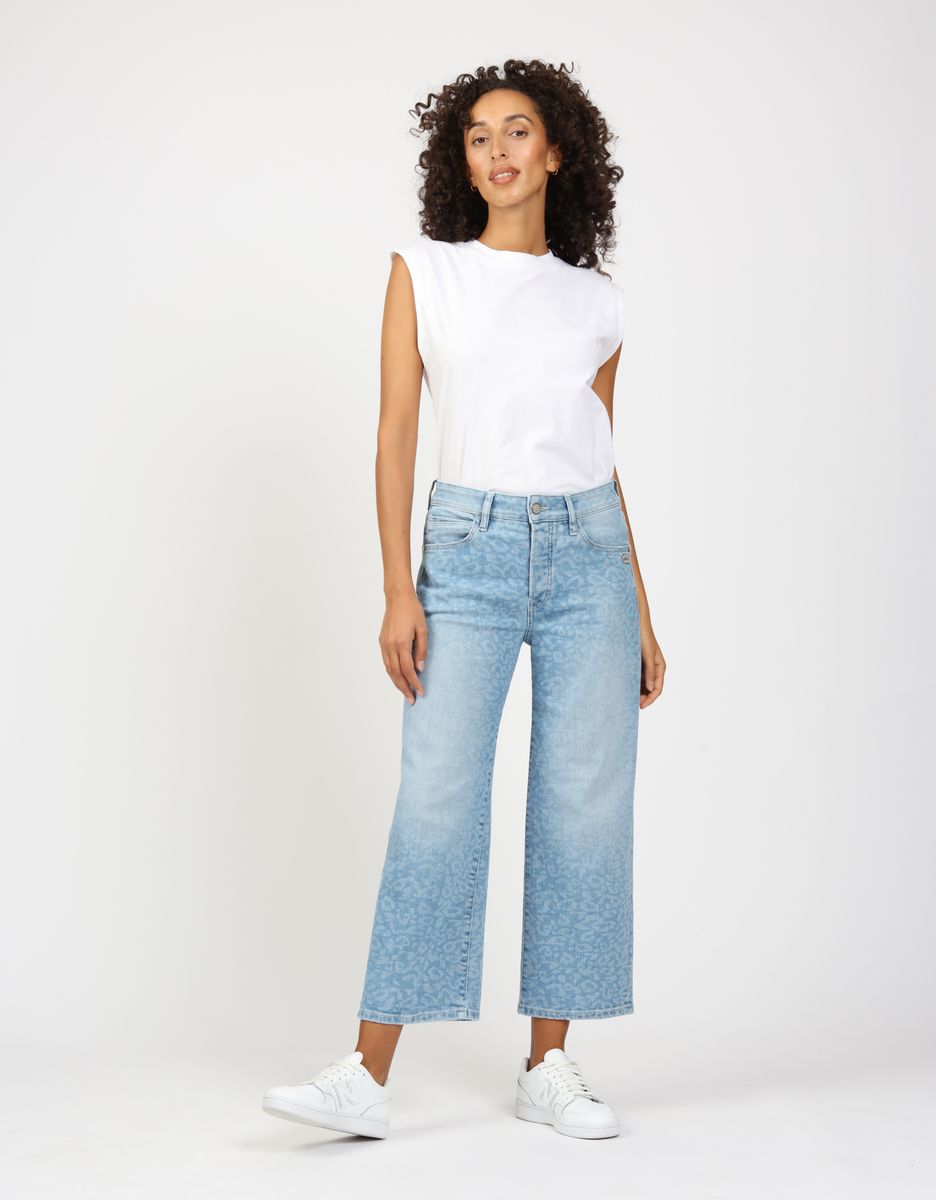 94JUL CROPPED - comfort straight fit