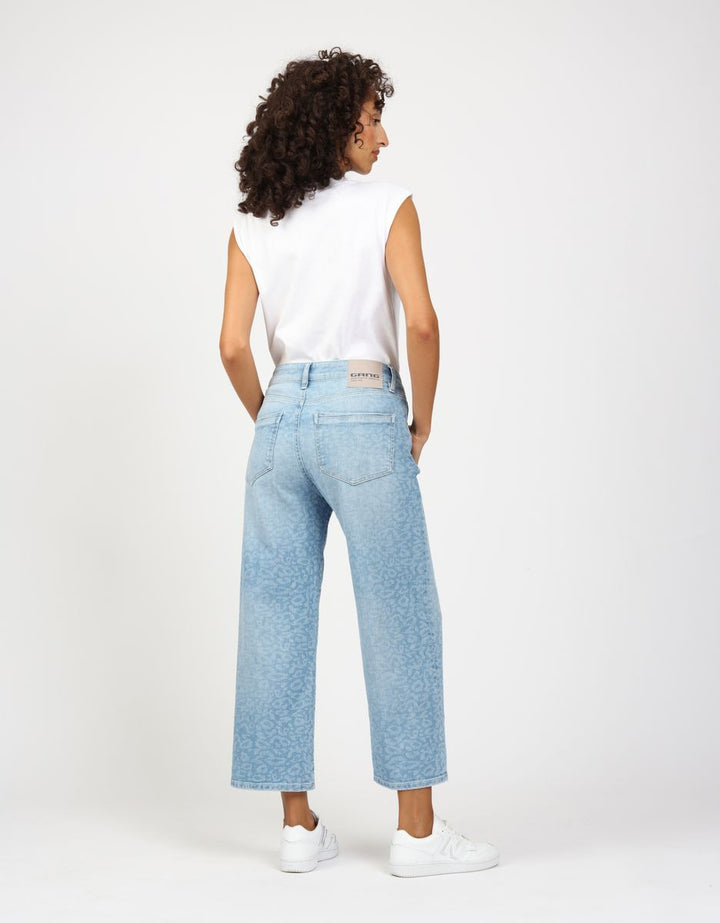 94JUL CROPPED - comfort straight fit
