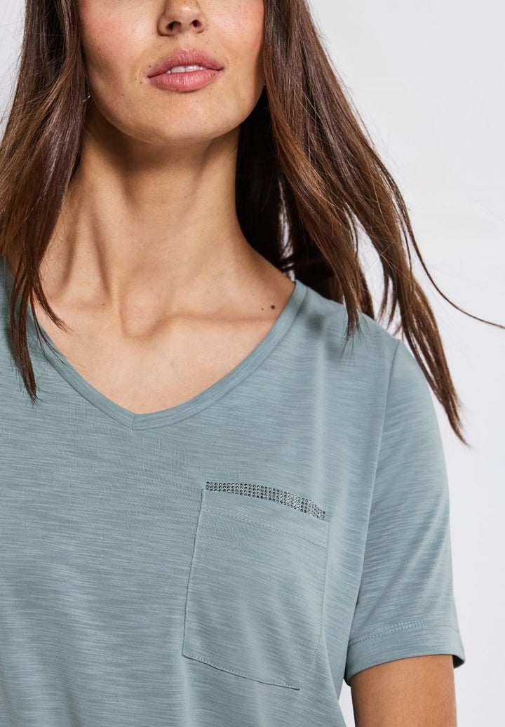 T-Shirt mit Schmuckdetail