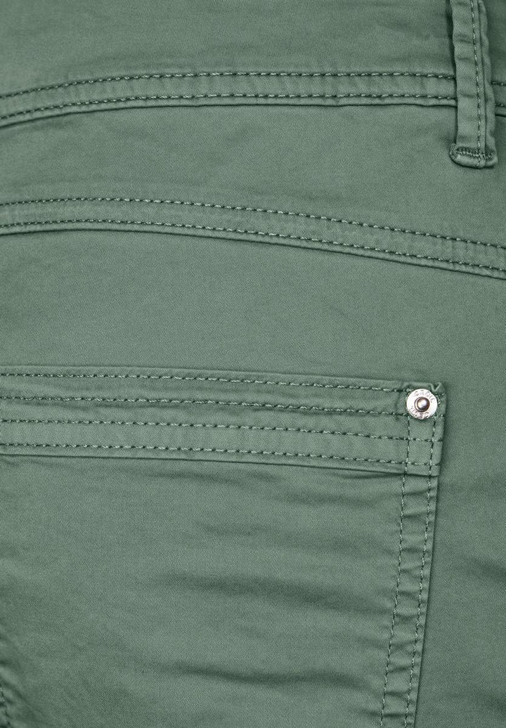 Casual Fit Hose