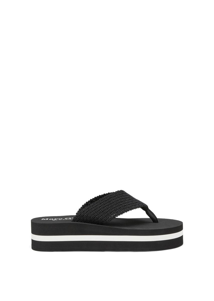 BEACH SANDAL