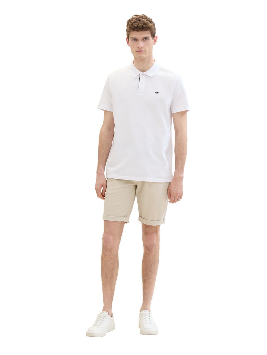 Slim Chino Shorts mit Gürtel