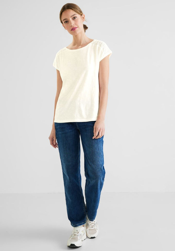 Shirt mit Spitzeneinsatz