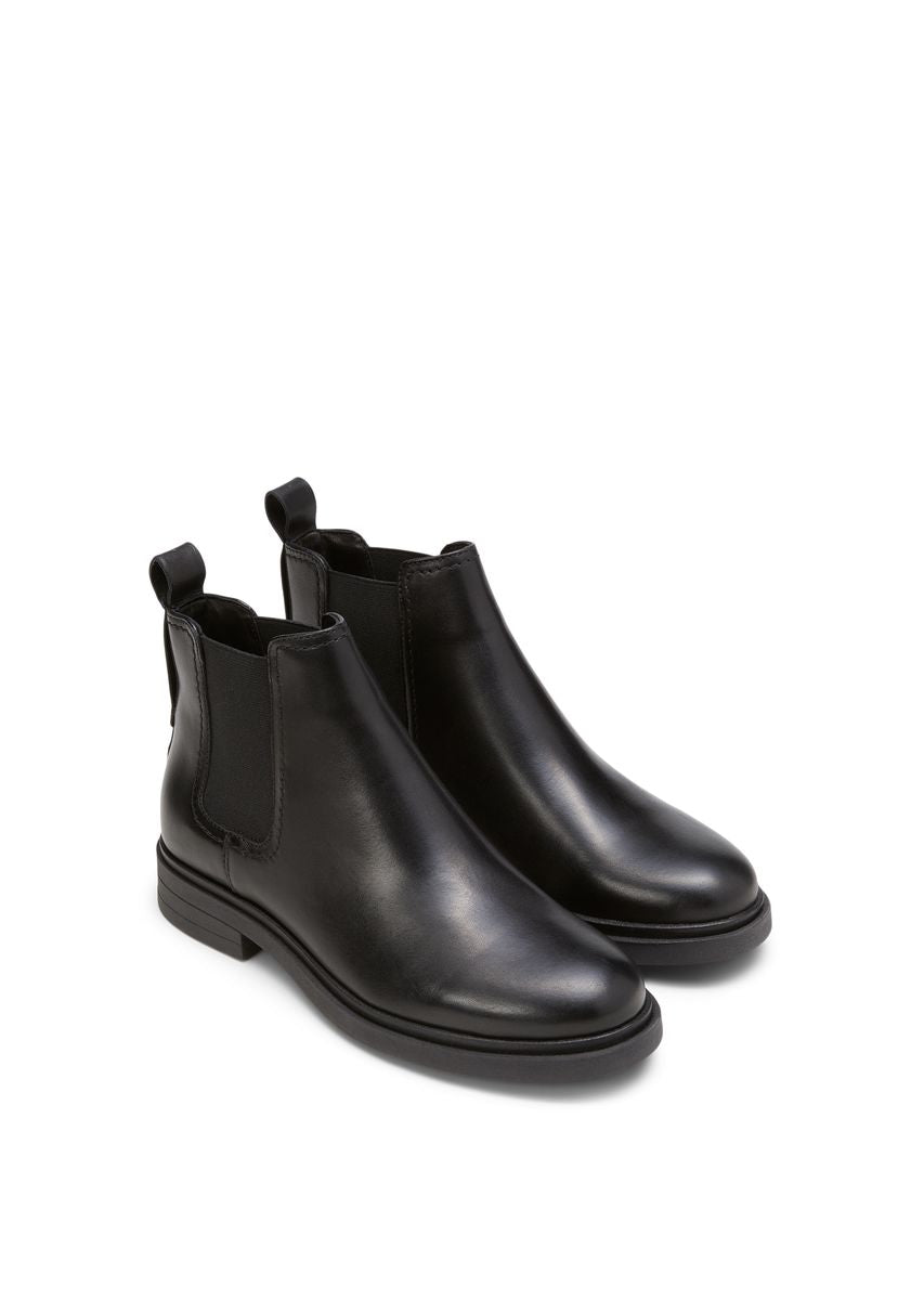 Chelsea Boot