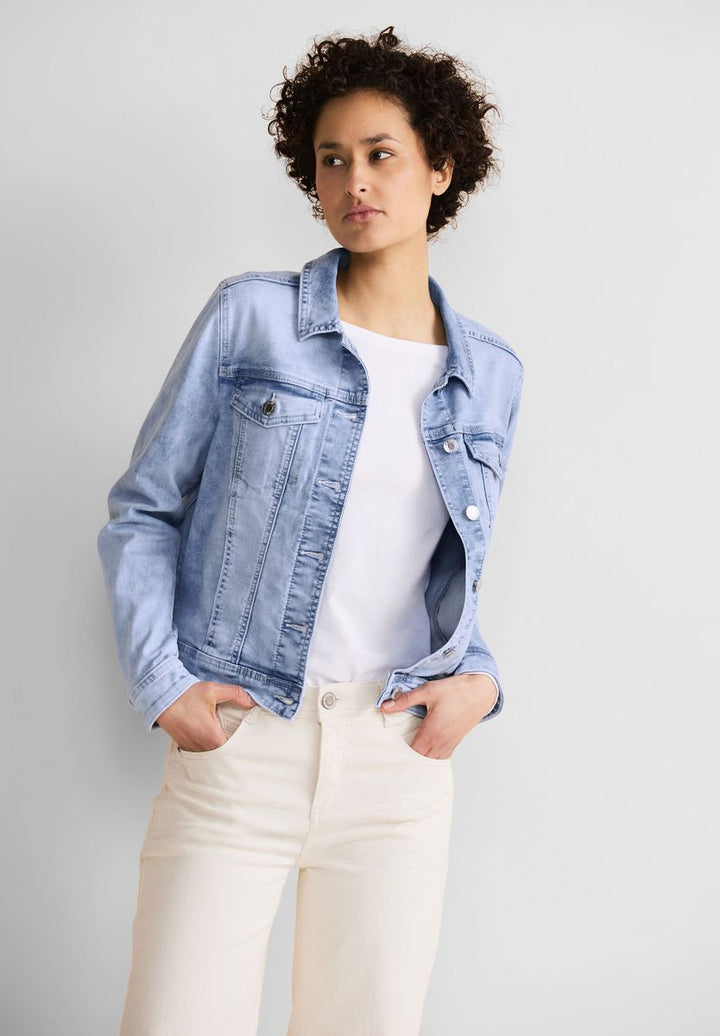 Moderne Jeansjacke