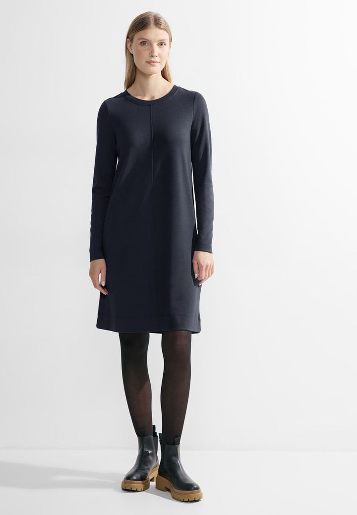 Kleid mit Deko Naht